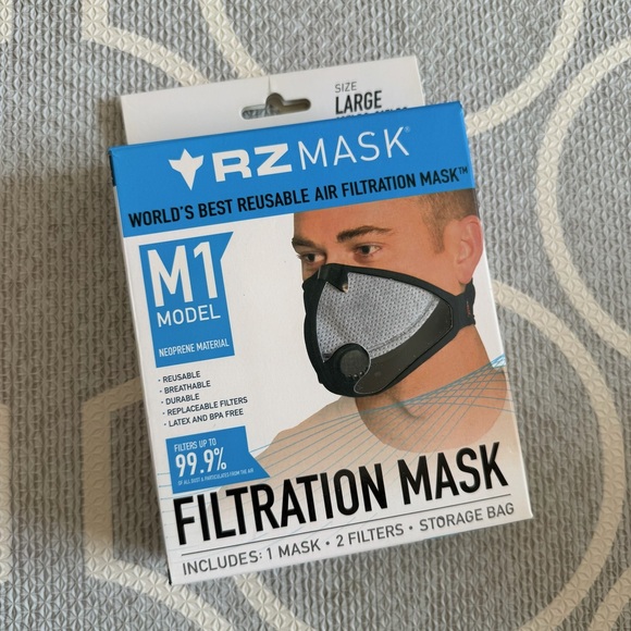 RZ Mask M1 Black Neoprene Mask with Active Carbon Large - Picture 3 of 3